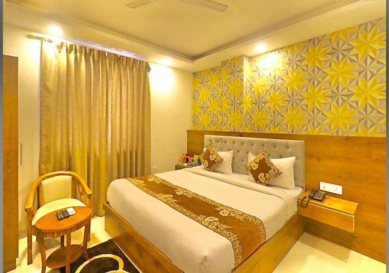 Hotel Galaxy Inn Near Delhi International Airport New Delhi Eksteriør bilde