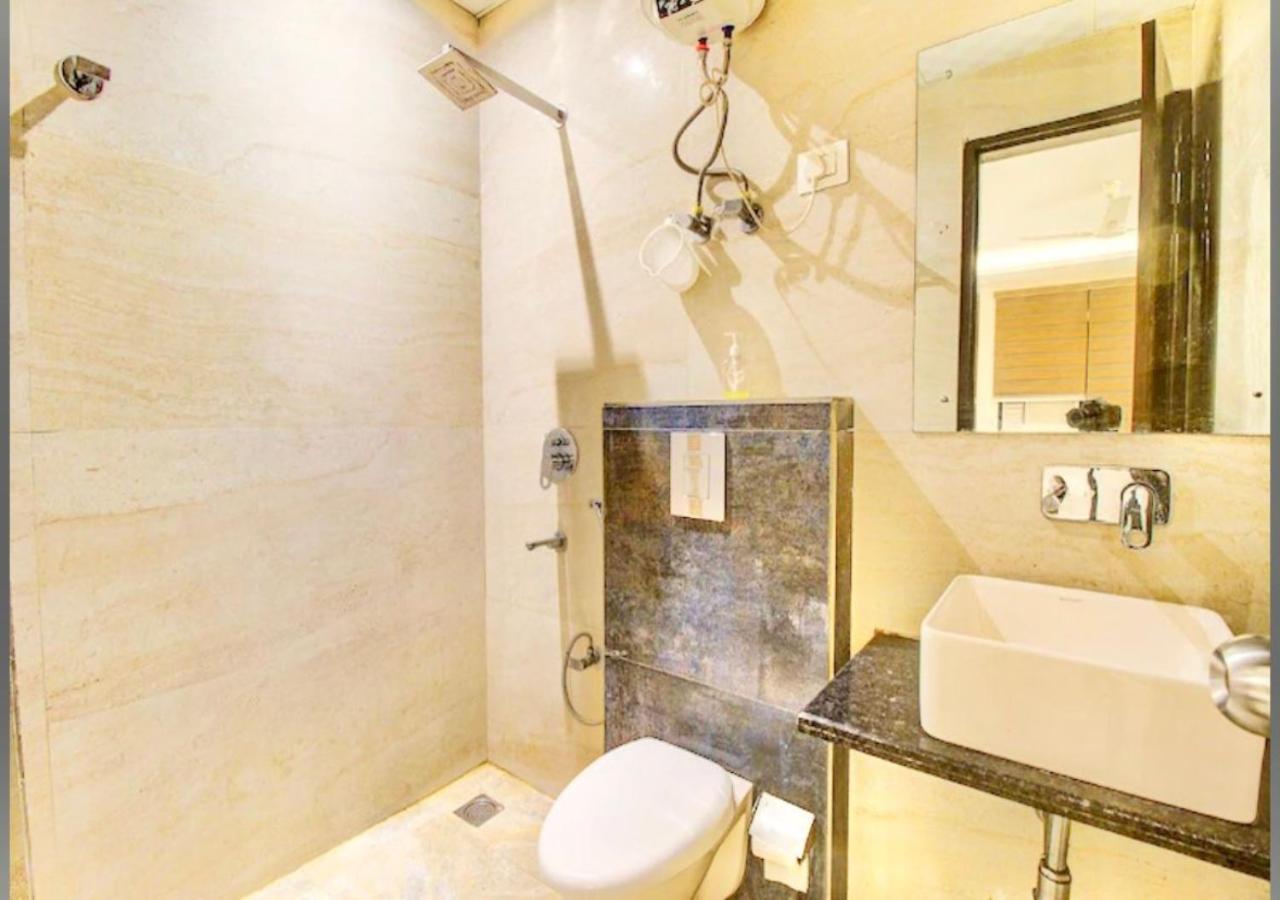 Hotel Galaxy Inn Near Delhi International Airport New Delhi Eksteriør bilde