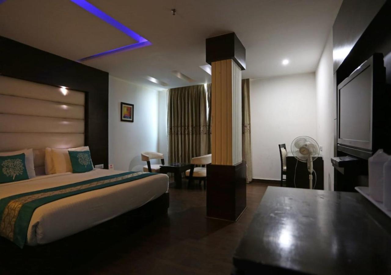 Hotel Galaxy Inn Near Delhi International Airport New Delhi Eksteriør bilde